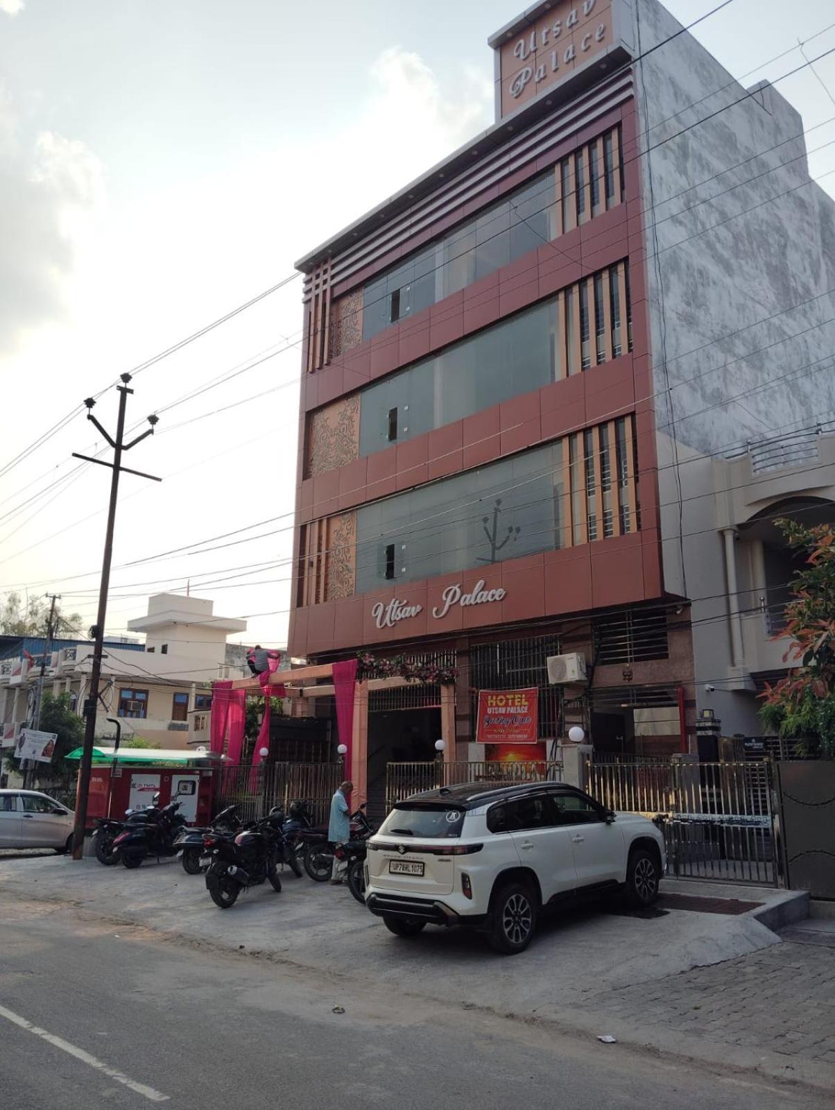 Hotel Utsav Palace Kanpur Luaran gambar