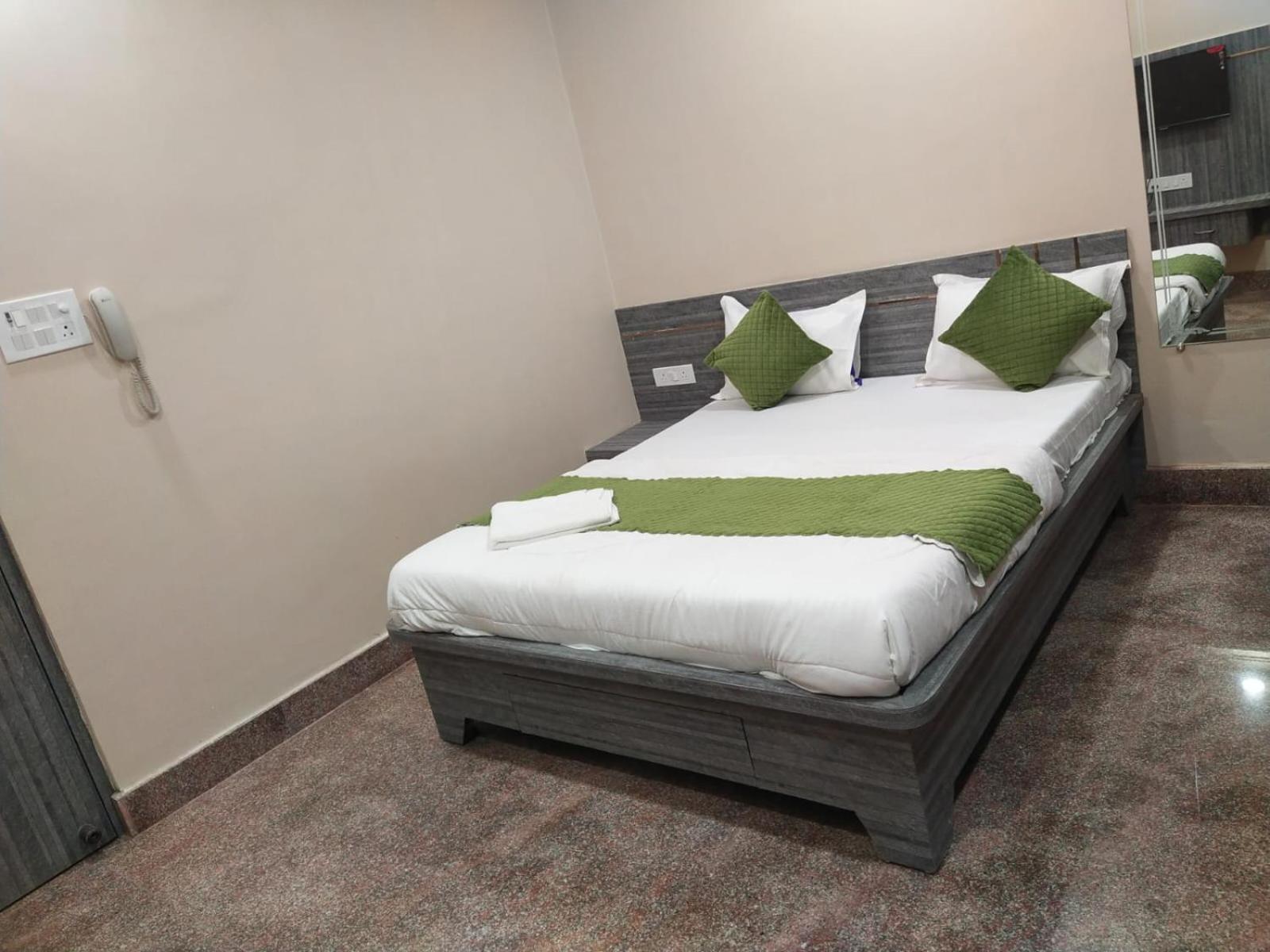 Hotel Utsav Palace Kanpur Luaran gambar